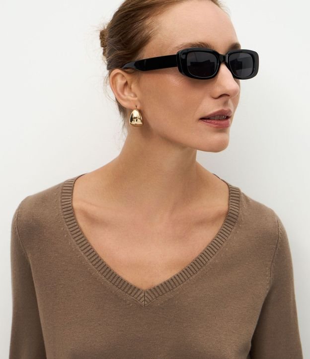 Blusa Básica en Punto Leve con Escote V 4