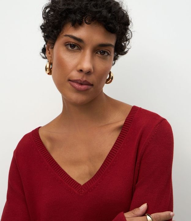 Blusa Básica en Punto Leve con Escote V 3