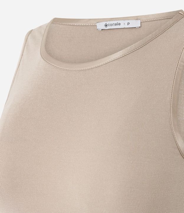 Blusa Básica en Viscosa con Cuello Redondo 6