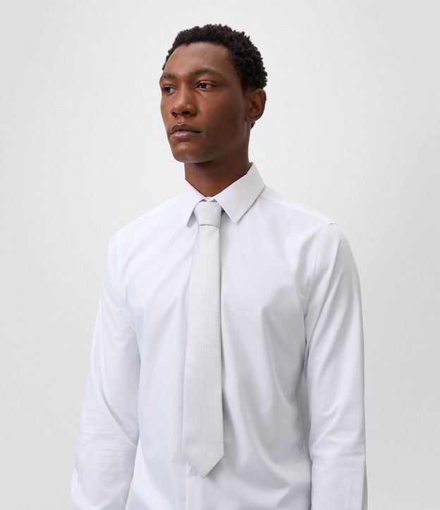 Corbata Regular con Efecto Satinado y Texturizada 1