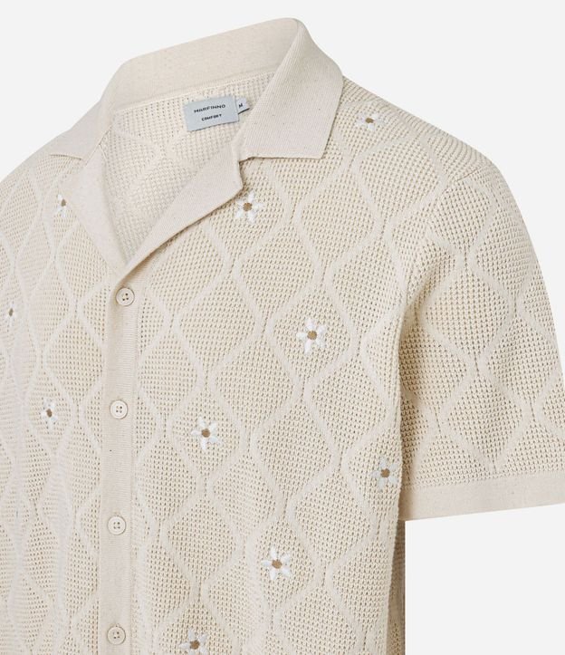 Camisa Comfort en Algodón con Efecto Punto y Bordado en Flores 3