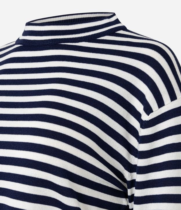 Blusa Rayada en Punto con Cuello Redondo 6