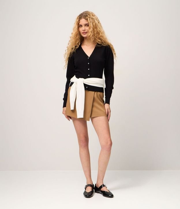 Cardigan en Punto con Cuello V y Botones Perlados 2