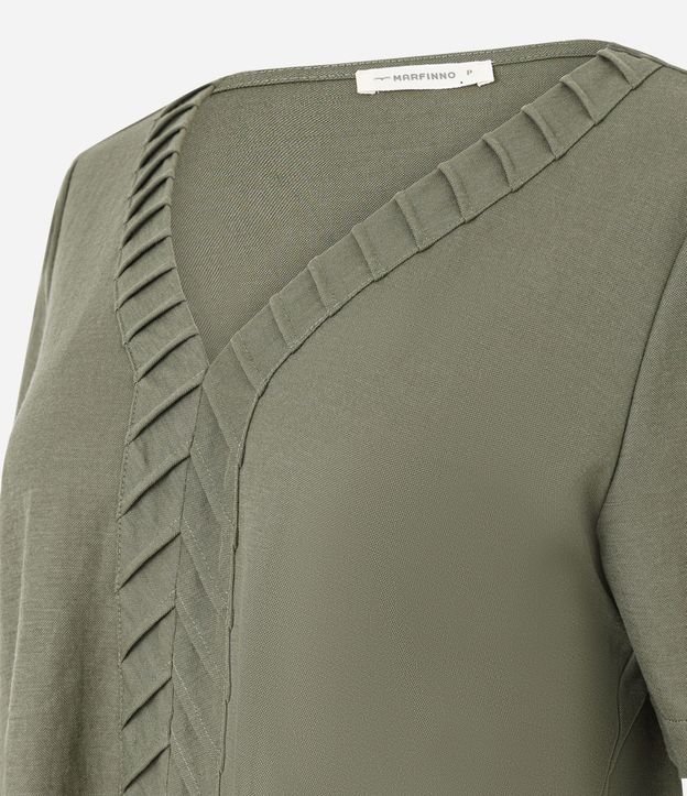 Blusa Slim en Piquet con Escote V y Detalle Texturizado 6