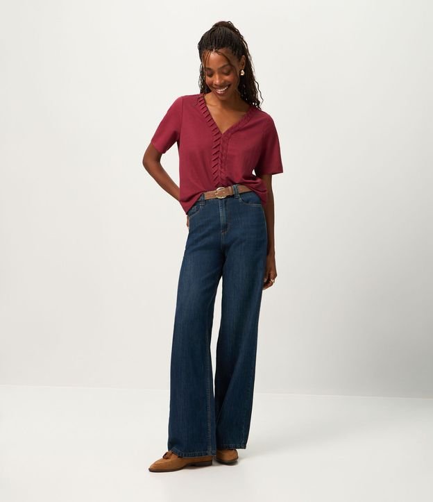 Blusa Slim en Piquet con Escote V y Detalle Texturizado 2