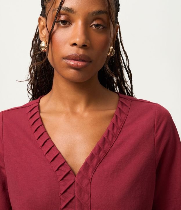 Blusa Slim en Piquet con Escote V y Detalle Texturizado 3