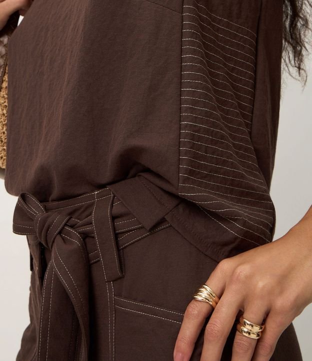 Blusa sin Manga con Detalle Listrado en el Lateral 4