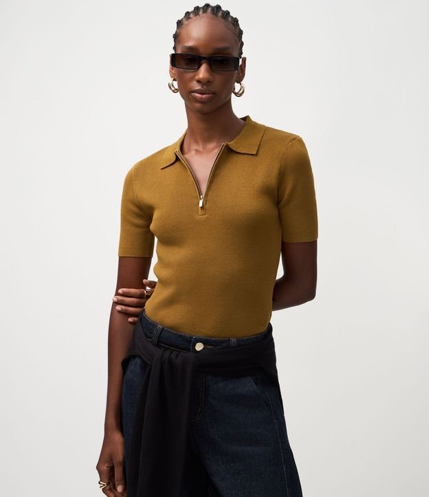 Blusa Polo en Punto con Manga Corta y Cremallera Delantera