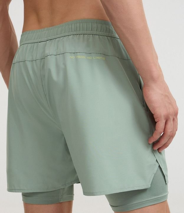 Bermuda Deportiva con Short de Compresión y Lettering 8