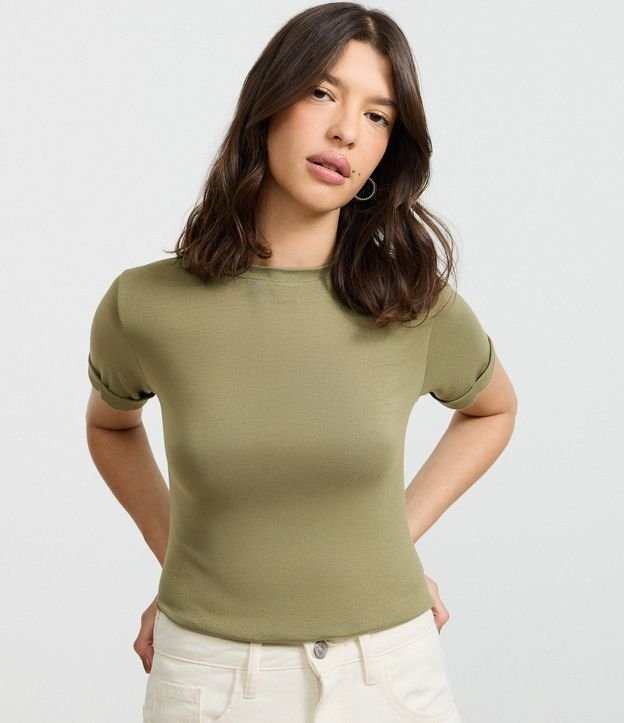 Blusa Básica en Viscosa con Manga Dobrada