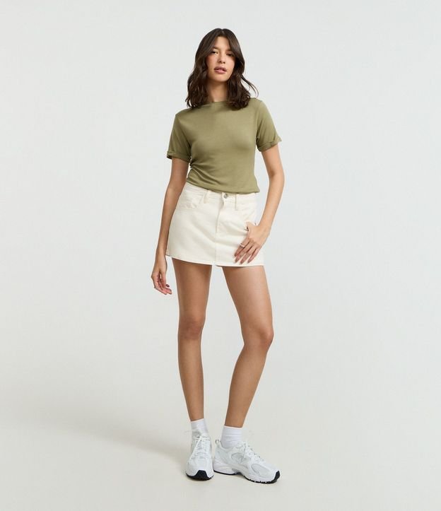 Blusa Básica en Viscosa con Manga Dobrada 2