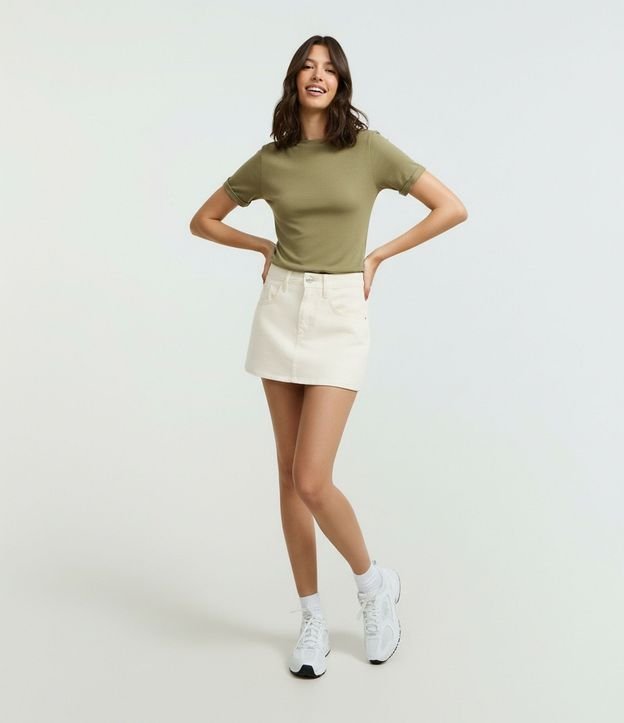 Blusa Básica en Viscosa con Manga Dobrada 4