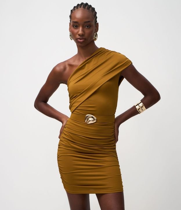 Vestido Corto en Microfibra con Escote Hombro Único y Cinturón