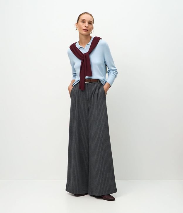 Blusa Manga Larga en Punto con Cuello Polo 3