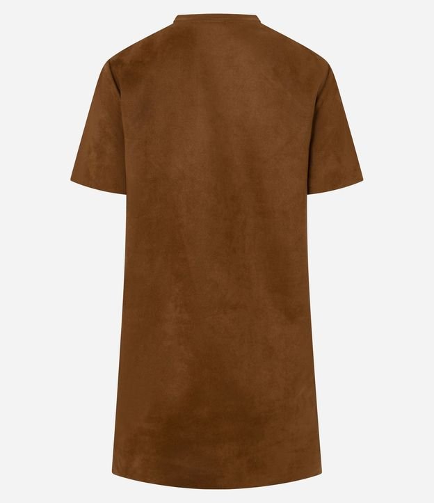 Vestido Corto Recto en Gamuza con Cuello Redondo 8