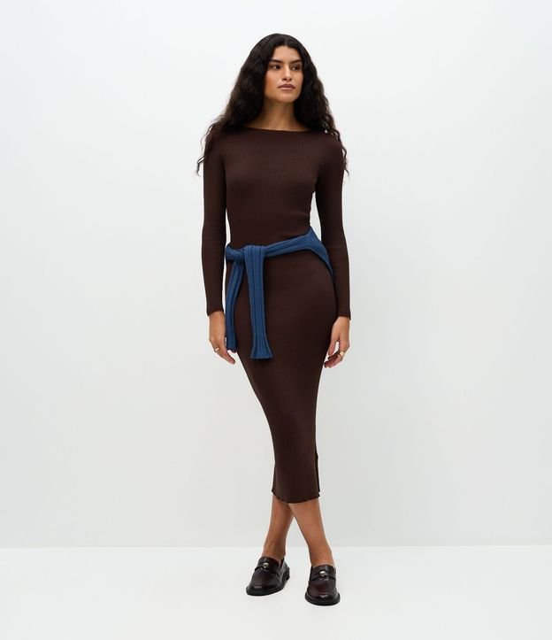 Vestido Midi de Punto Ajustado y con Cuello Barco