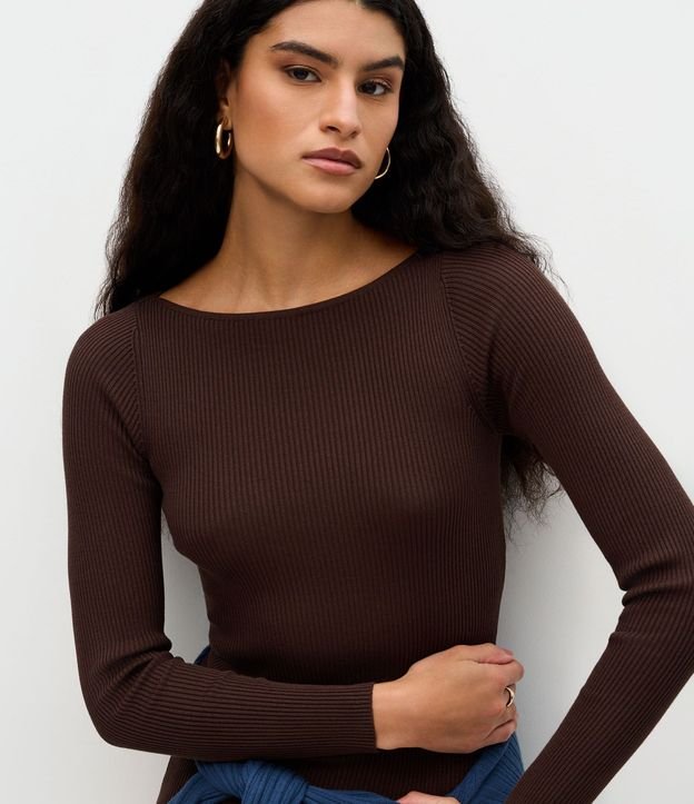 Vestido Midi de Punto Ajustado y con Cuello Barco 3