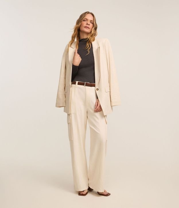 Blusa Texturizada con Cuello Alto y Manga Larga 2