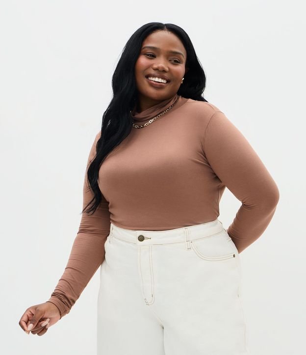 Blusa Cuello Alto en Viscolycra Curve & Plus Size