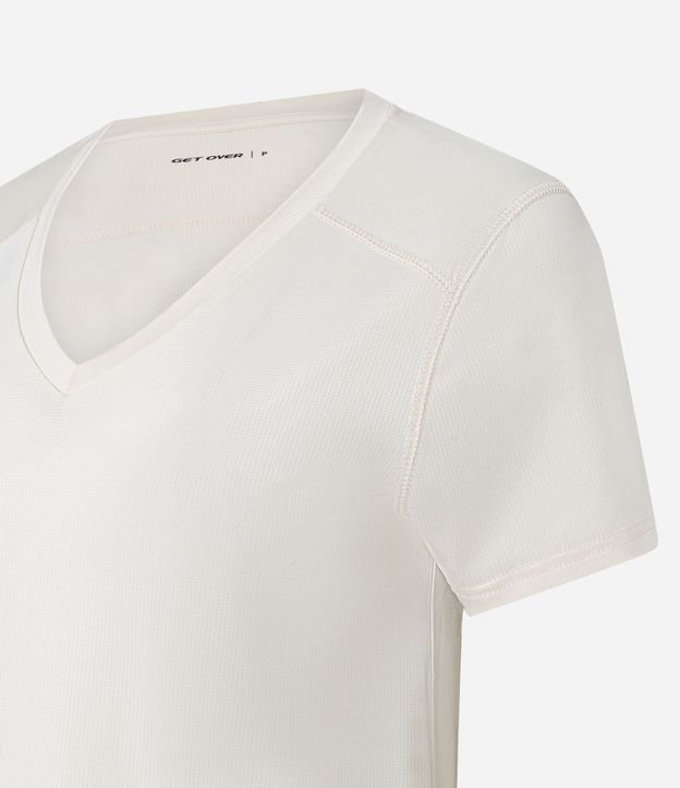 Remera Deportiva en Microfibra Agujerada con Ruedo Mullet 6