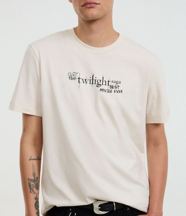 Remera Comfort en Algodón con Estampa de Twilight 6