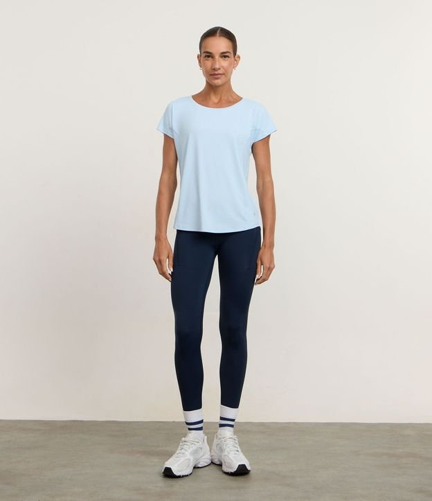 Remera Deportiva en Microfibra Texturizada