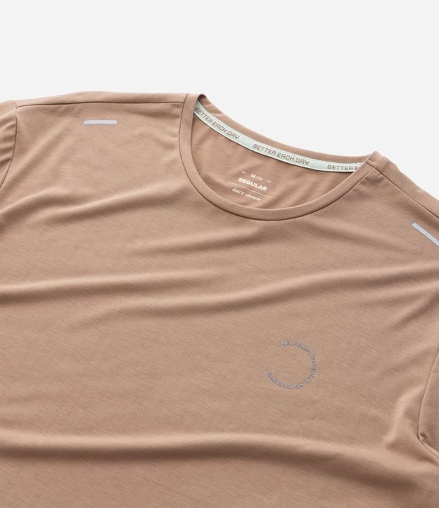 Remera Deportiva en Tecnologia Dry con Estampa Lettering 8