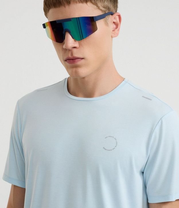 Remera Deportiva en Tecnologia Dry con Estampa Lettering 3