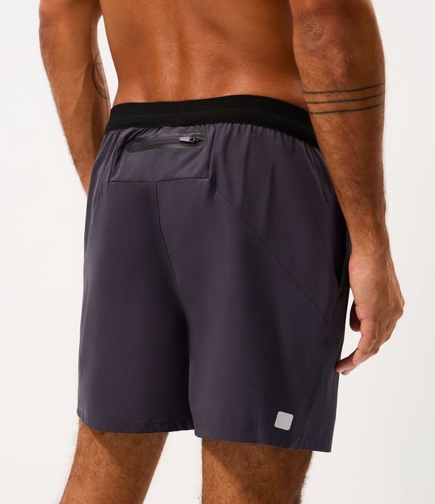 Bermuda Masculina Tecnológica con Cintura Contrastante 5