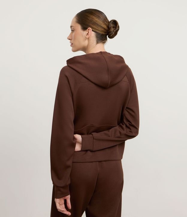 Campera Deportiva con Modal y Bolsillo Canguro 4