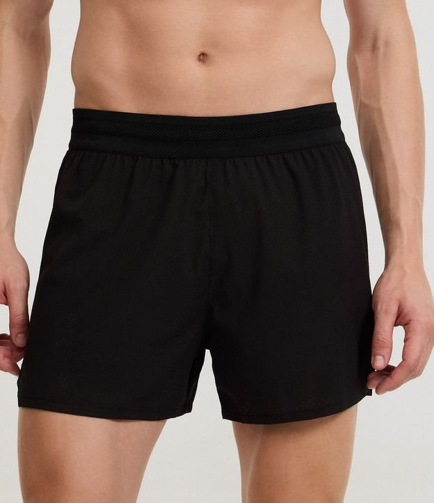 Bermuda Deportiva en Microfibra Liso Running Perforada 3
