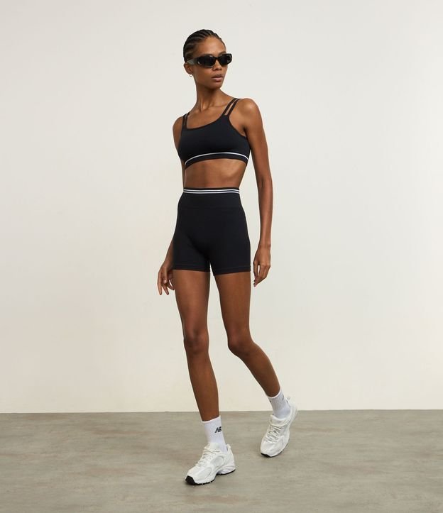 Bermuda Crossfitera Deportiva Seamless con Rayas Contrastantes 1