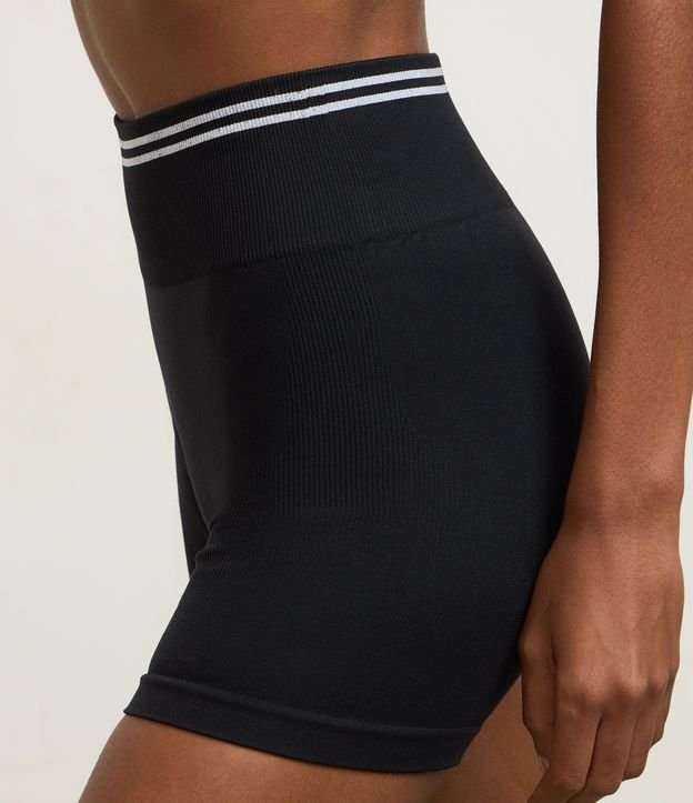 Bermuda Crossfitera Deportiva Seamless con Rayas Contrastantes 3