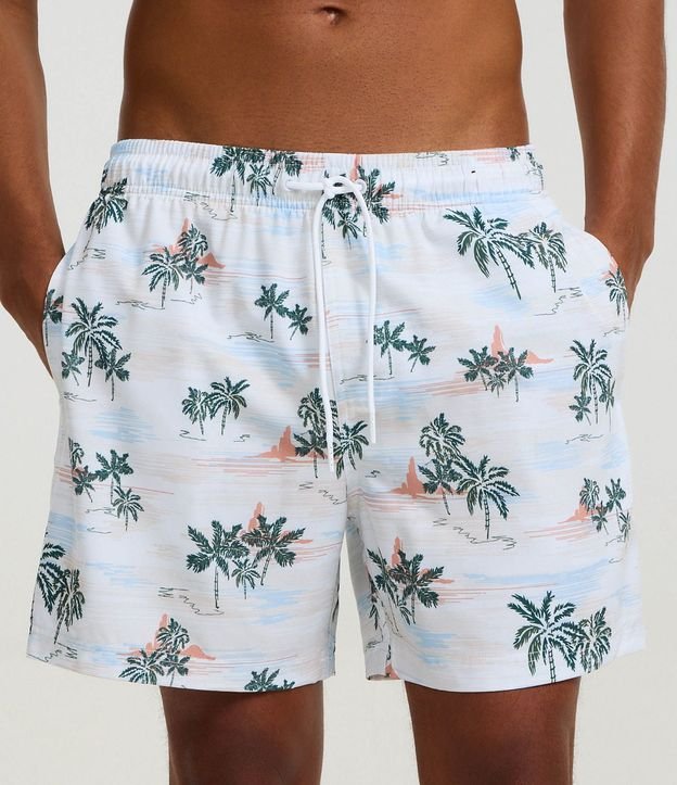 Bermuda Playera en Microfibra con Estampa de Palmeras 2