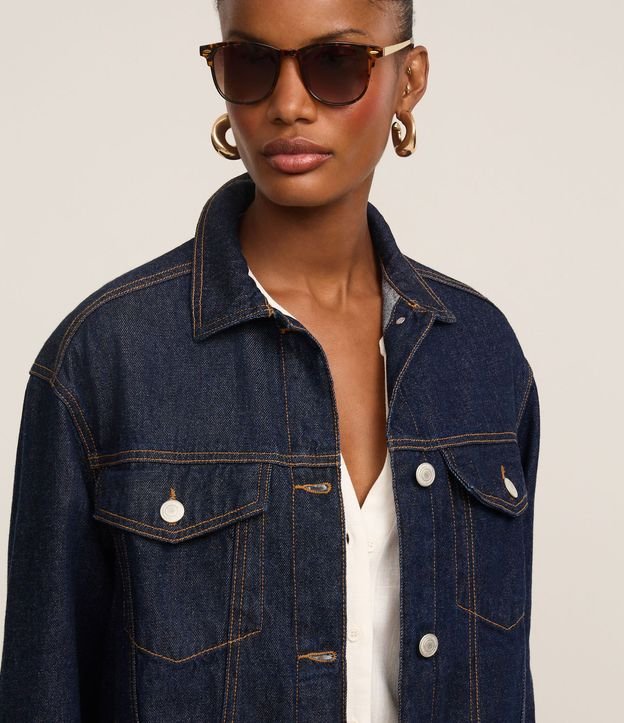 Campera Trucker Amplia en Jeans con Bolsillos 5