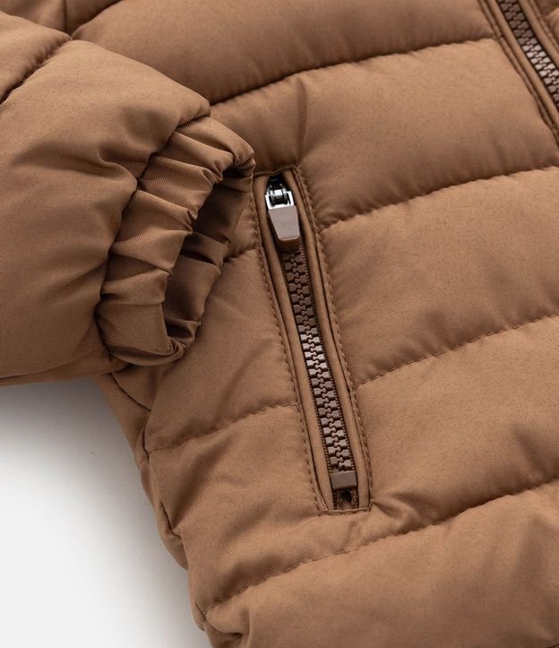 Campera Infantil con Capucha y Recorte Texturizado – Talle 1 a 4 años 3