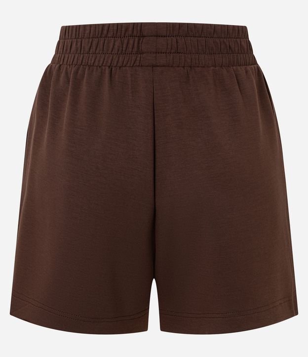 Bermuda Deportiva en Modal con Detalle de Pliegues 5