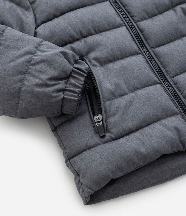Campera Infantil con Capucha y Recorte Texturizado – Talle 1 a 4 años 3