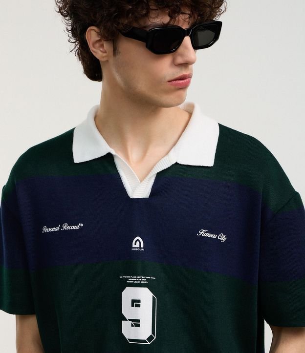 Camisa Boxy Sportcore en Punto con Cuello Inglés V y Estampa de Rayas 8