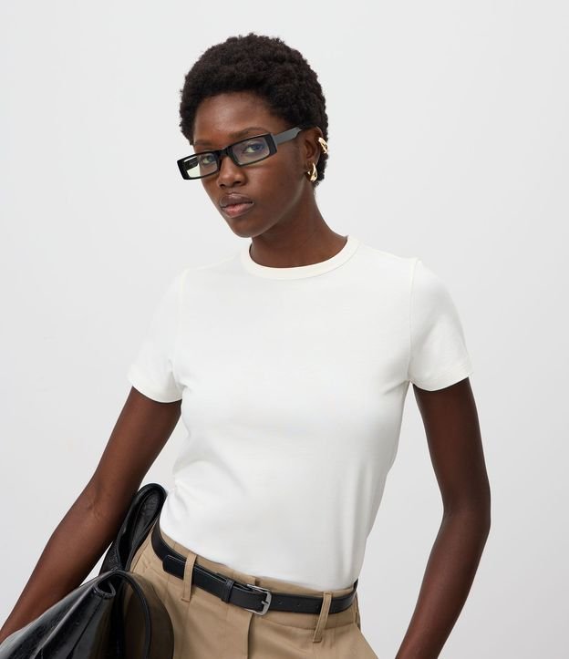 Blusa Slim Básica en Algodón Peruano con Cuello Redondo 2