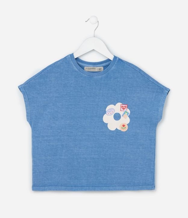 Remera Infantil Lavada con Sisa Deslocada y Sellos - Talle 5 a 14 años