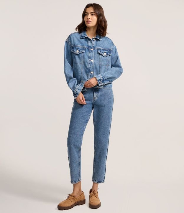 Campera Boxy en Jeans con Bolsillos y Recortes 2