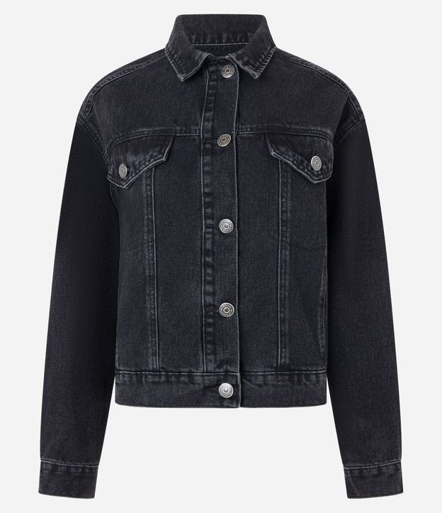 Campera Boxy en Jeans con Bolsillos y Recortes 7