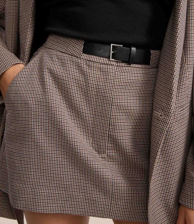 Short pollera en Viscosa Sastrería con Cinturón de Cuadros 5