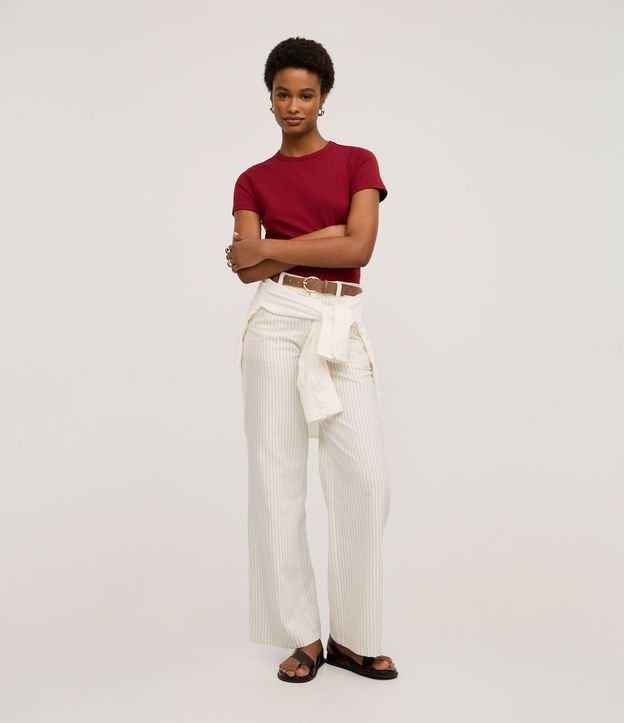 Blusa Slim Básica en Algodón Peruano con Cuello Redondo 2