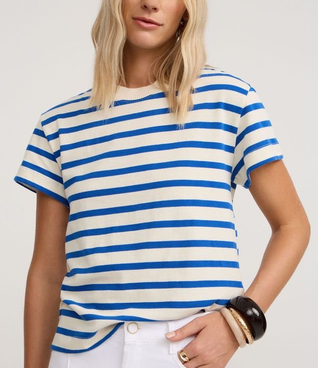 Remera Manga Corta en Algodón con Rayas Verticales y Cuello Redondo 4