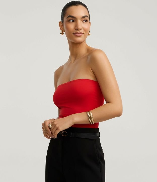 Blusa Ajustada Sin Bretel en Poliamida 4