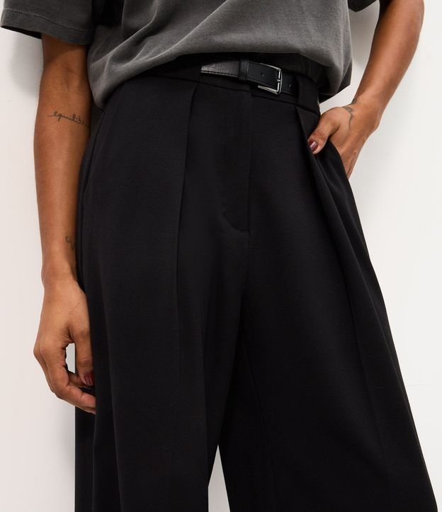 Pantalón Pantalona en Sastrería con Cinturón 3