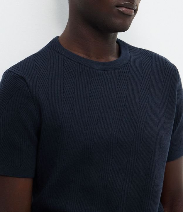 Remera Slim en Algodón con Textura y Manga Corta 3