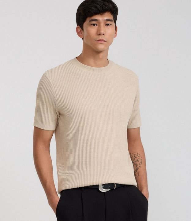 Remera Slim en Punto con Textura Acanalada